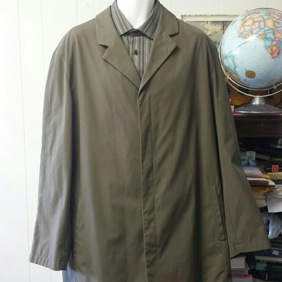 Barneys New York Rain Coat Olive XL